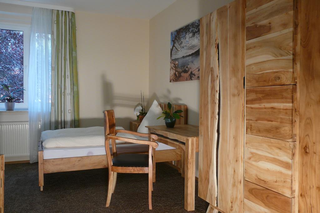Hotel Kreuzbruchhof Burg Stargard Esterno foto